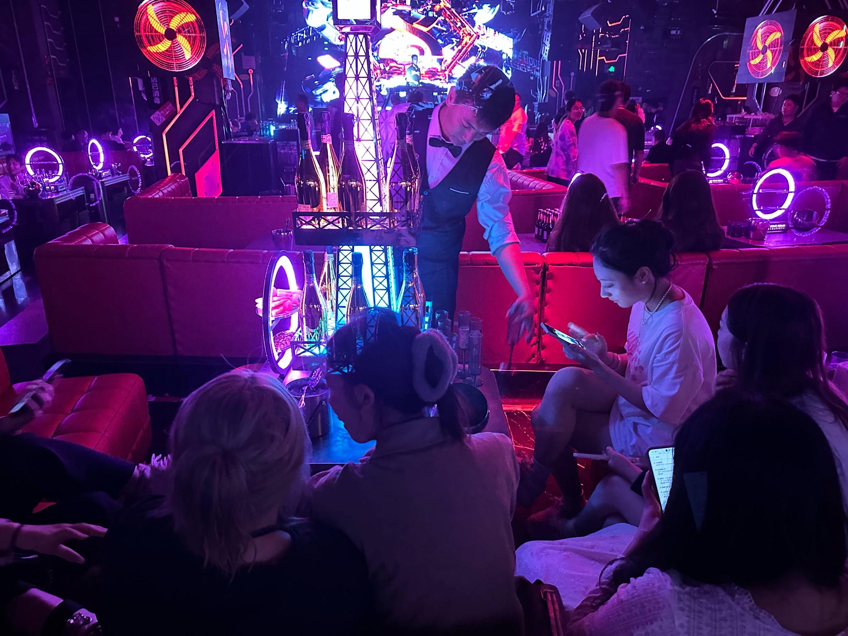 商务ktv组局指南-平舆县ktv预订